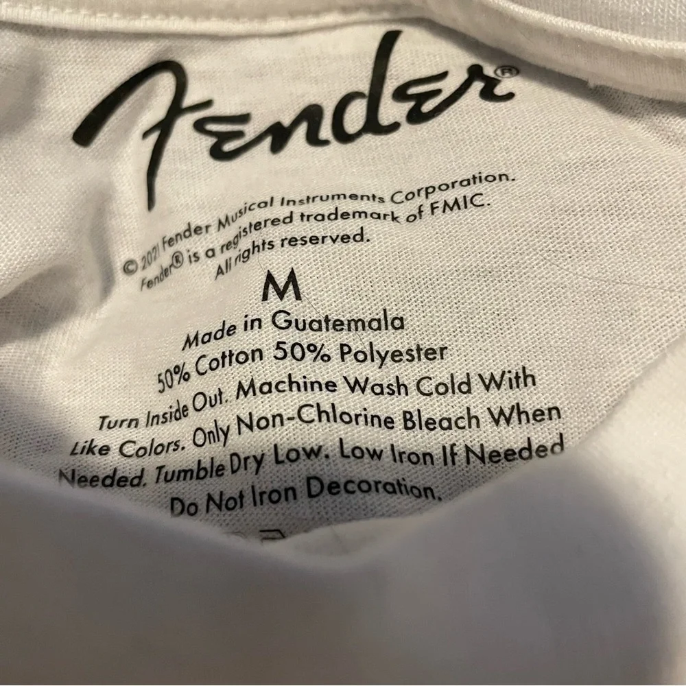 - 🆕Fender Women Guitar Band Rock Music Zebra Stripes Shirt White Pink Size… - Picture 4 of 4